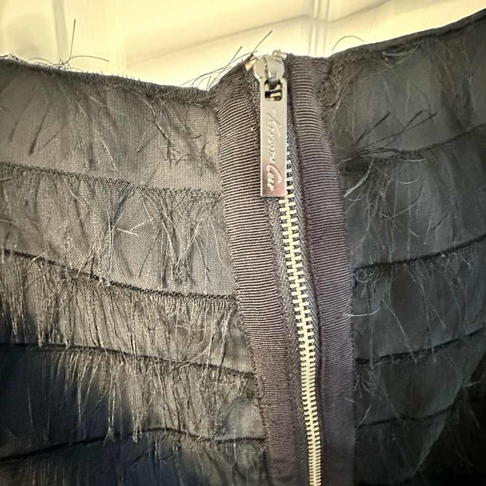 Kenneth Cole New York, Eyelash Mini Skirt, size 10 - Picture 7 of 14